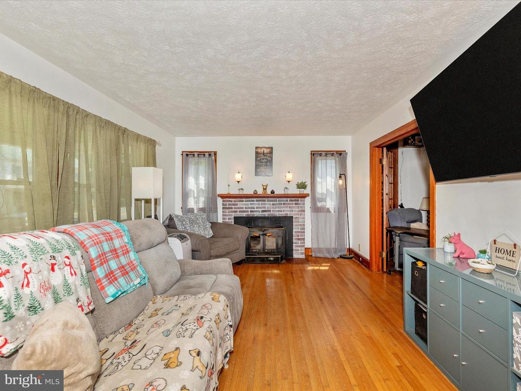 Fireplace, Interior, Living room, Wood Texture Flooring
