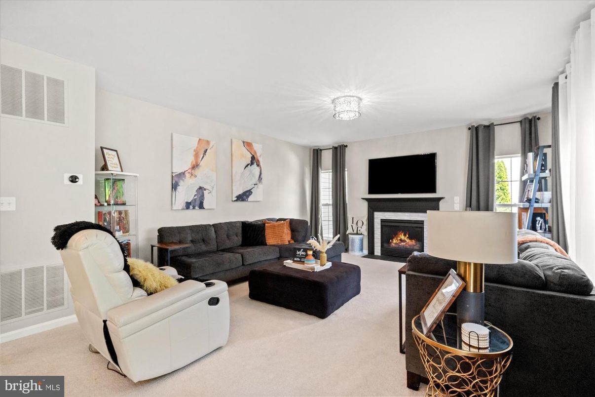 Fireplace, Interior, Living room