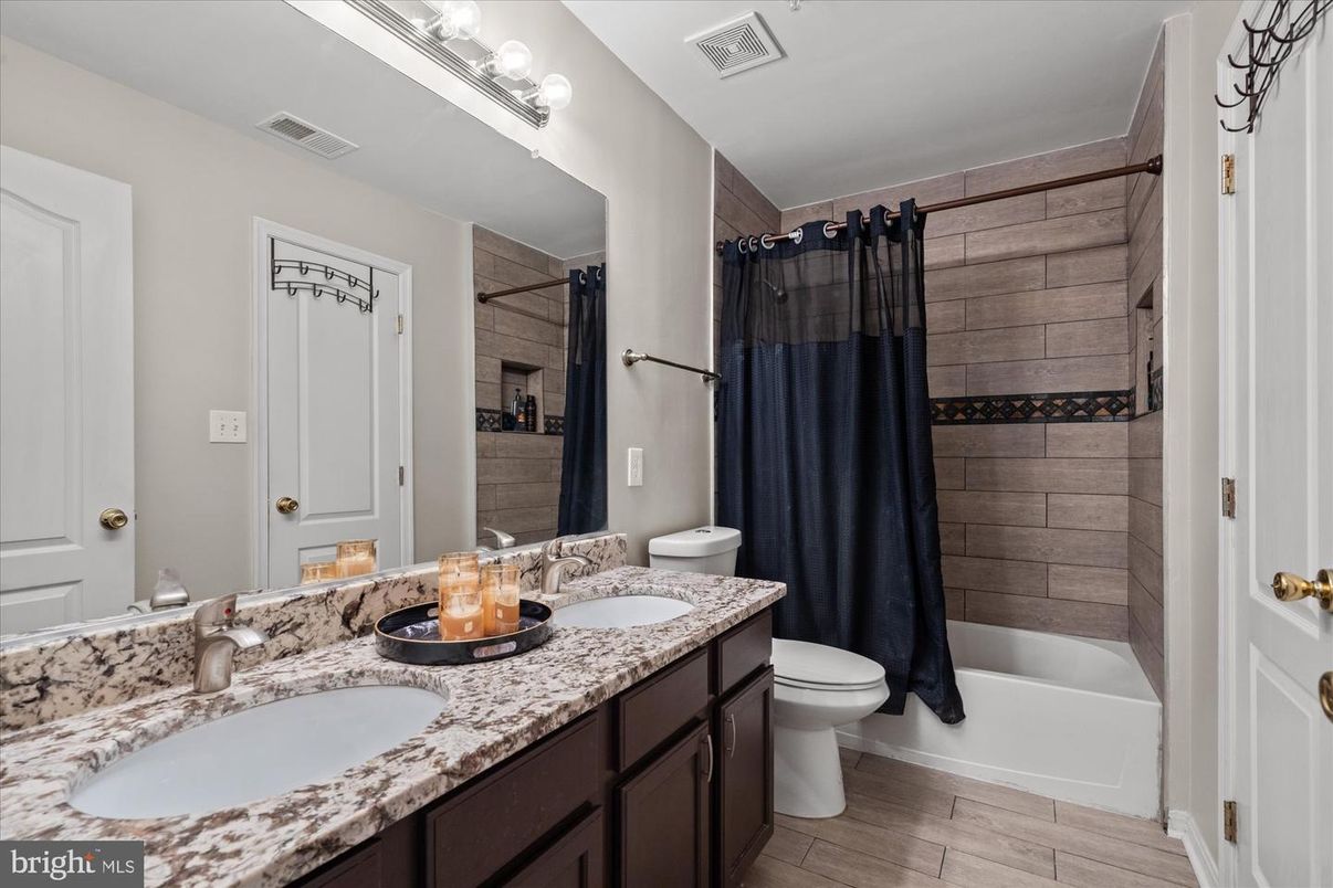 Bathroom, Dual Sink Vanities, Interior, Wood Texture Flooring