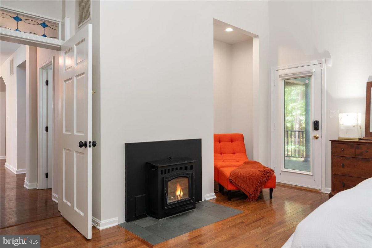 Bedroom, Fireplace, Interior, Recessed Lighting, Wood Texture Flooring