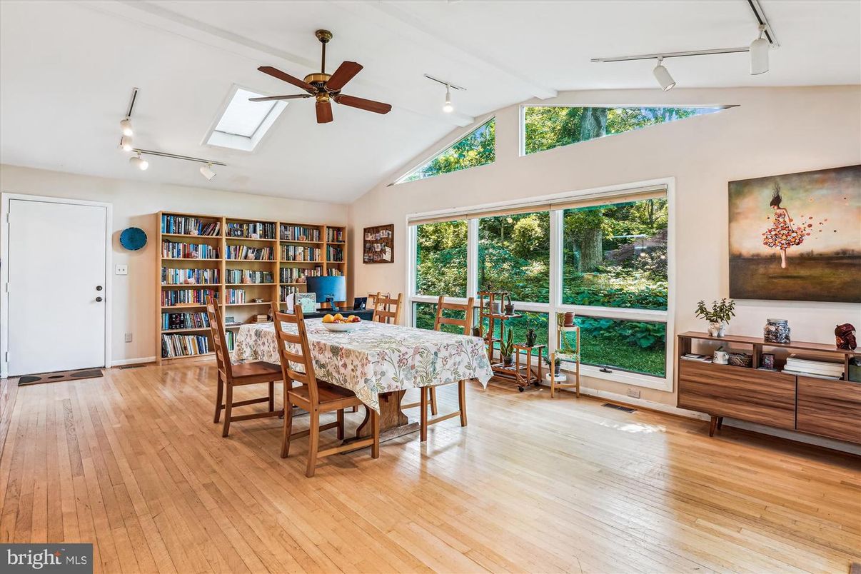 Dining room, Interior, Wood Texture Flooring