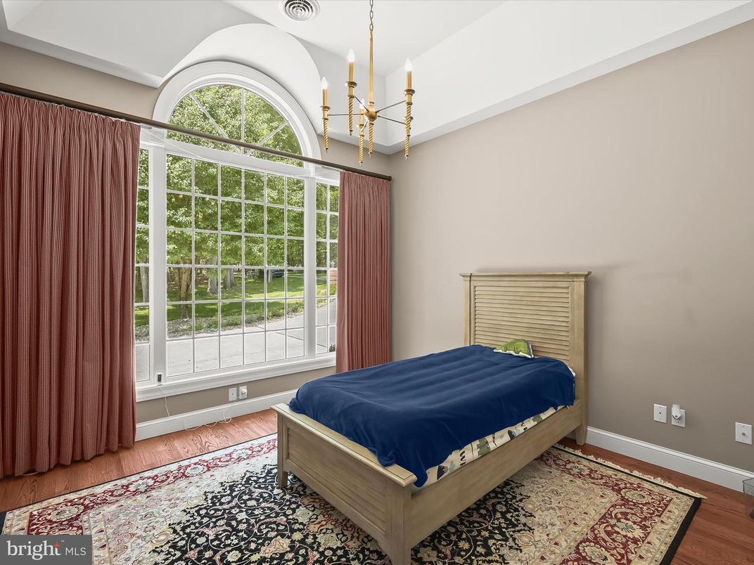 Bedroom, Interior, Pendant Lights, Wood Texture Flooring