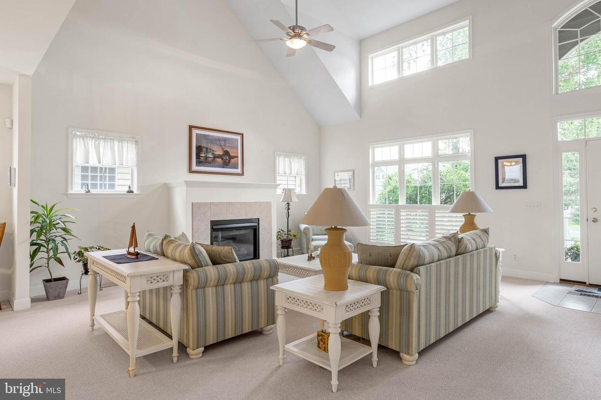 Fireplace, Interior, Living room