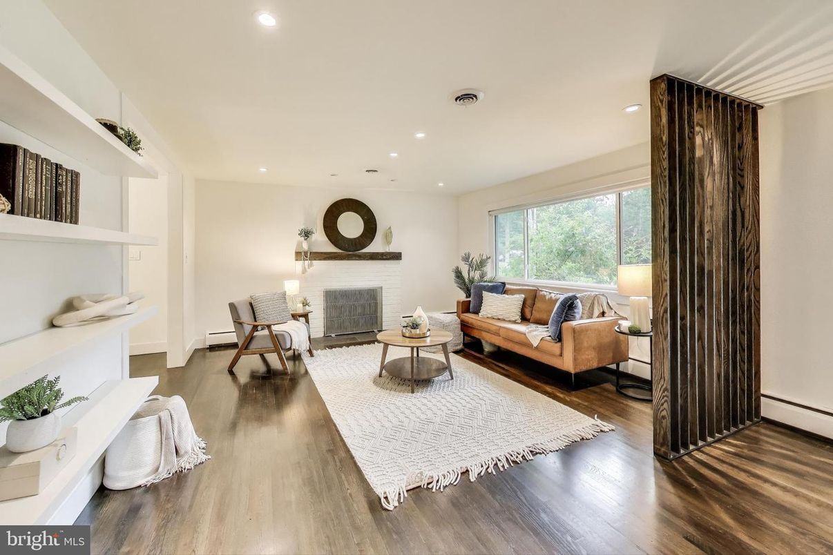 Fireplace, Interior, Living room, Recessed Lighting, Wood Texture Flooring