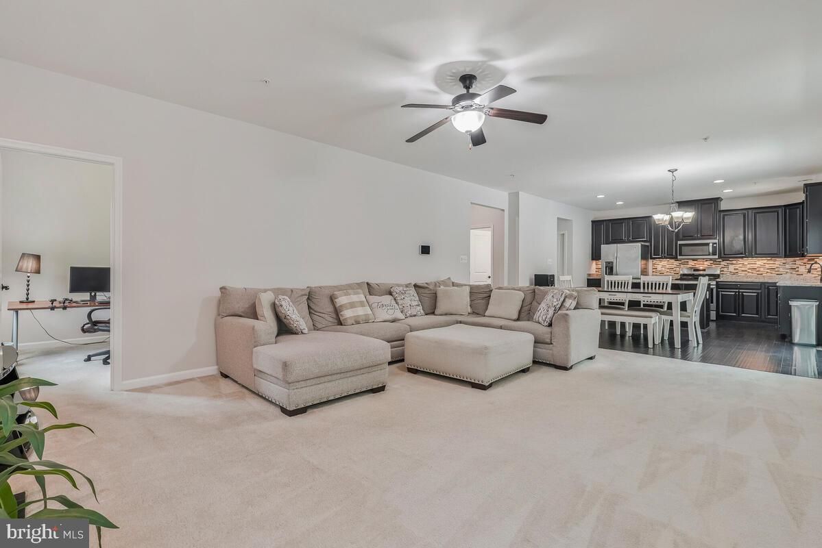 Dining room, Interior, Kitchen, Living room, Pendant Lights, Recessed Lighting, Wood Texture Flooring