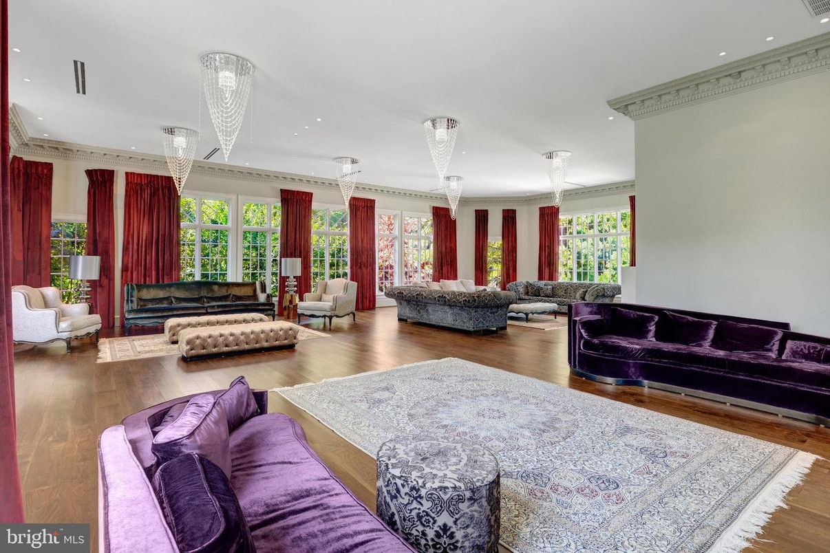 Chandelier, Interior, Living room, Recessed Lighting, Wood Texture Flooring