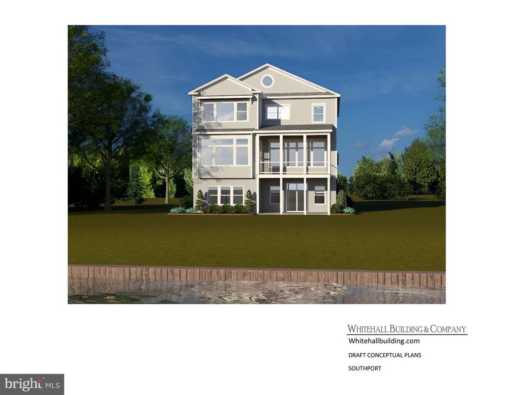 Backyard, Exterior, Facade, Queen Anne Victorian