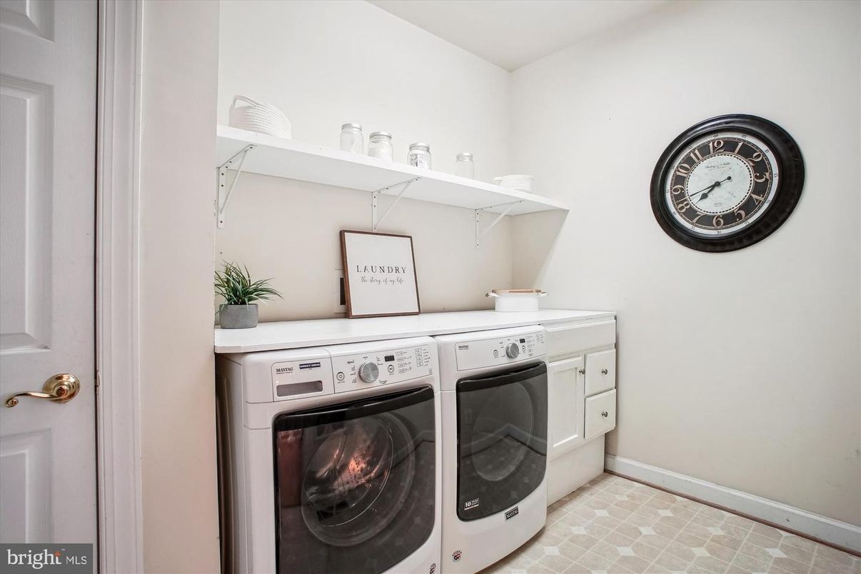 Interior, Washer