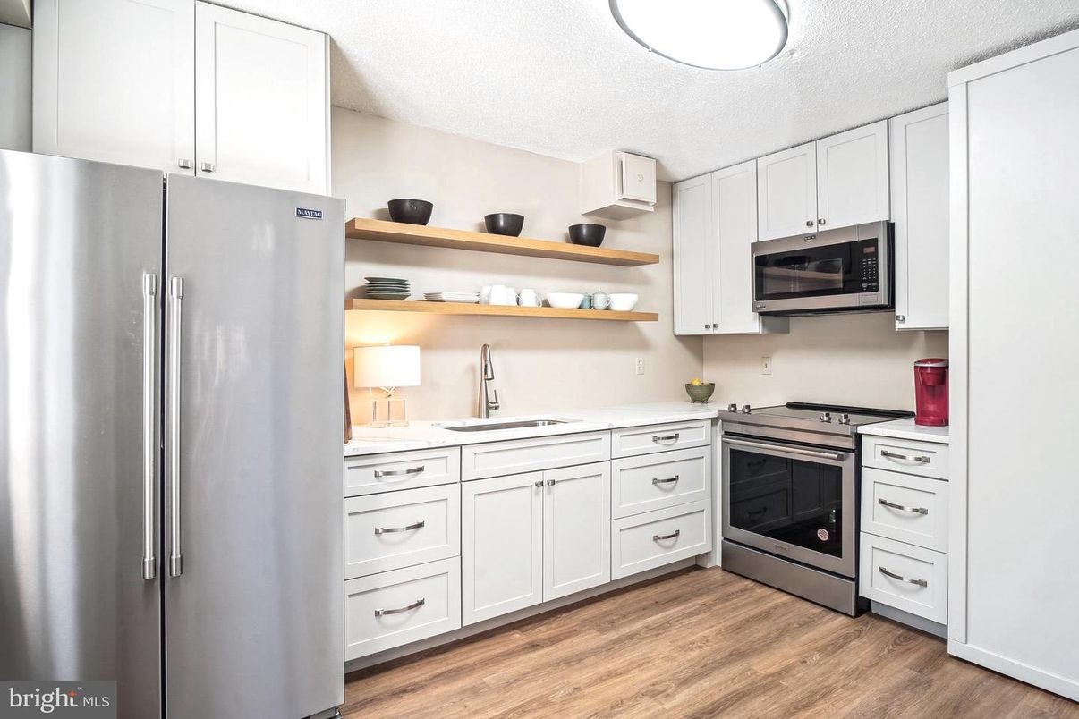 Interior, Kitchen, Stainless Steel Appliances, Wood Texture Flooring