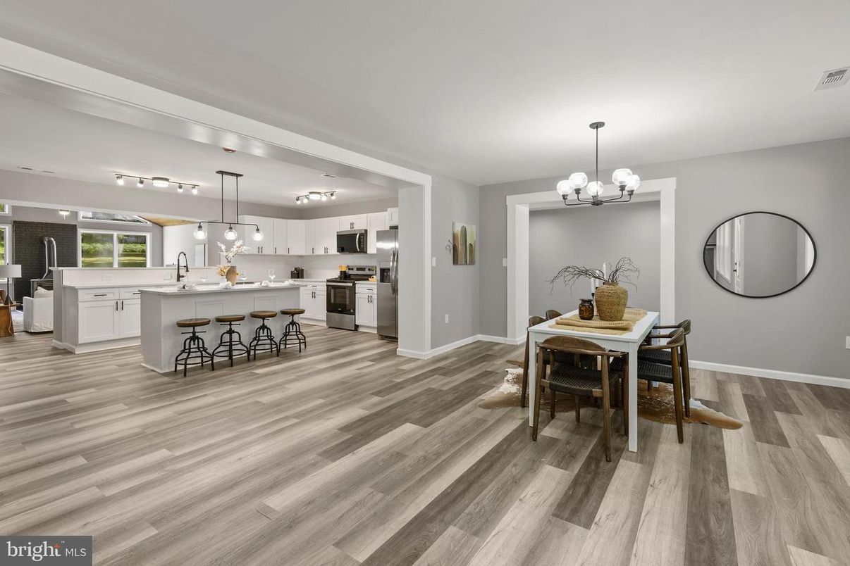 Chandelier, Dining room, Interior, Kitchen, Pendant Lights, Stainless Steel Appliances, Wood Texture Flooring