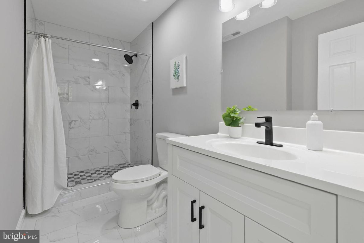 Bathroom, Interior, Marble, Marble Walls
