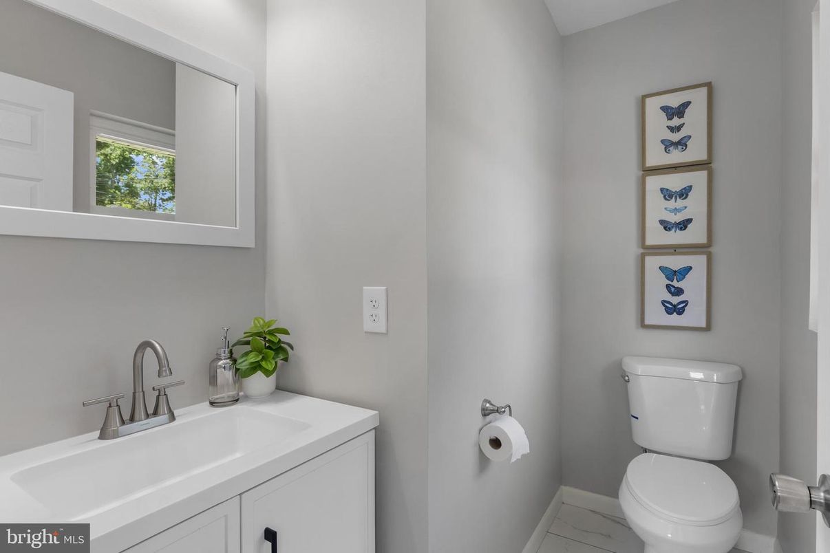 Bathroom, Interior