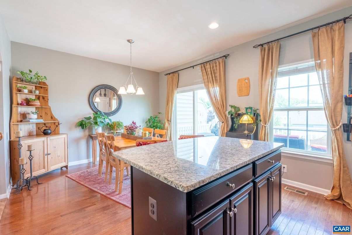 Dining room, Interior, Kitchen, Pendant Lights, Recessed Lighting, Wood Texture Flooring