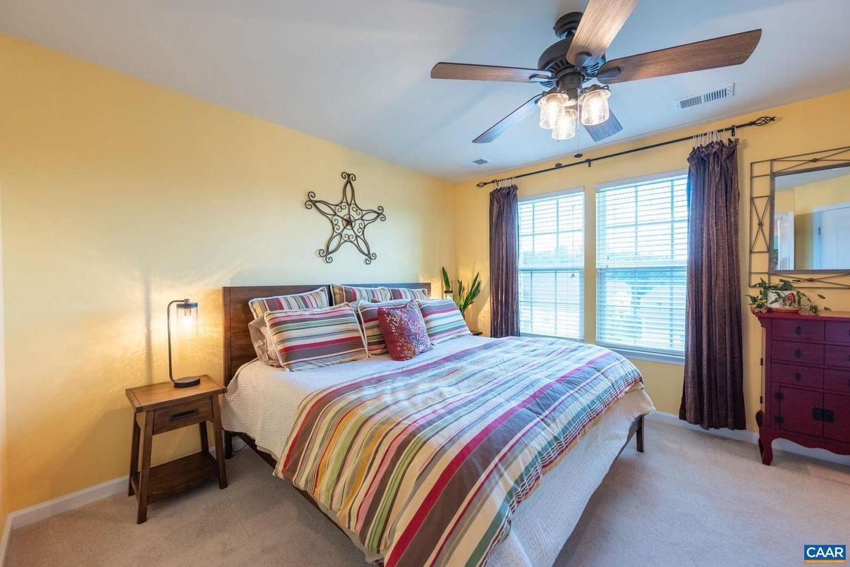 Bedroom, Interior, Water