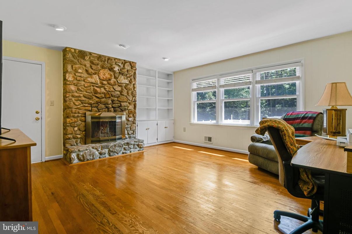 Fireplace, Interior, Recessed Lighting, Stone Walls, Wood Texture Flooring