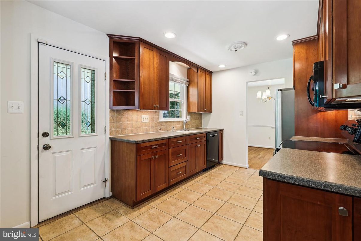 Chandelier, Interior, Kitchen, Recessed Lighting
