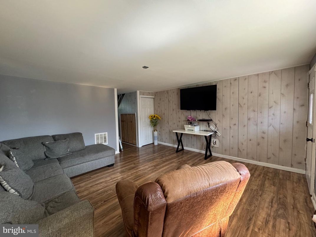Interior, Living room, Wood Texture Flooring, Wooden Walls