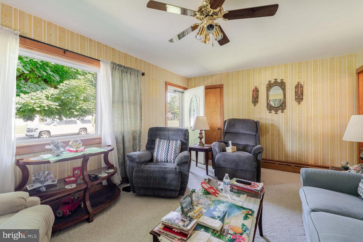 Interior, Living room