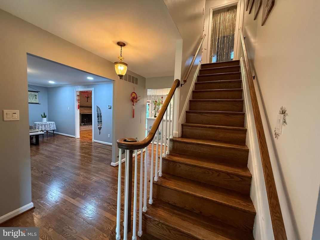 Fireplace, Interior, Pendant Lights, Recessed Lighting, Wood Texture Flooring