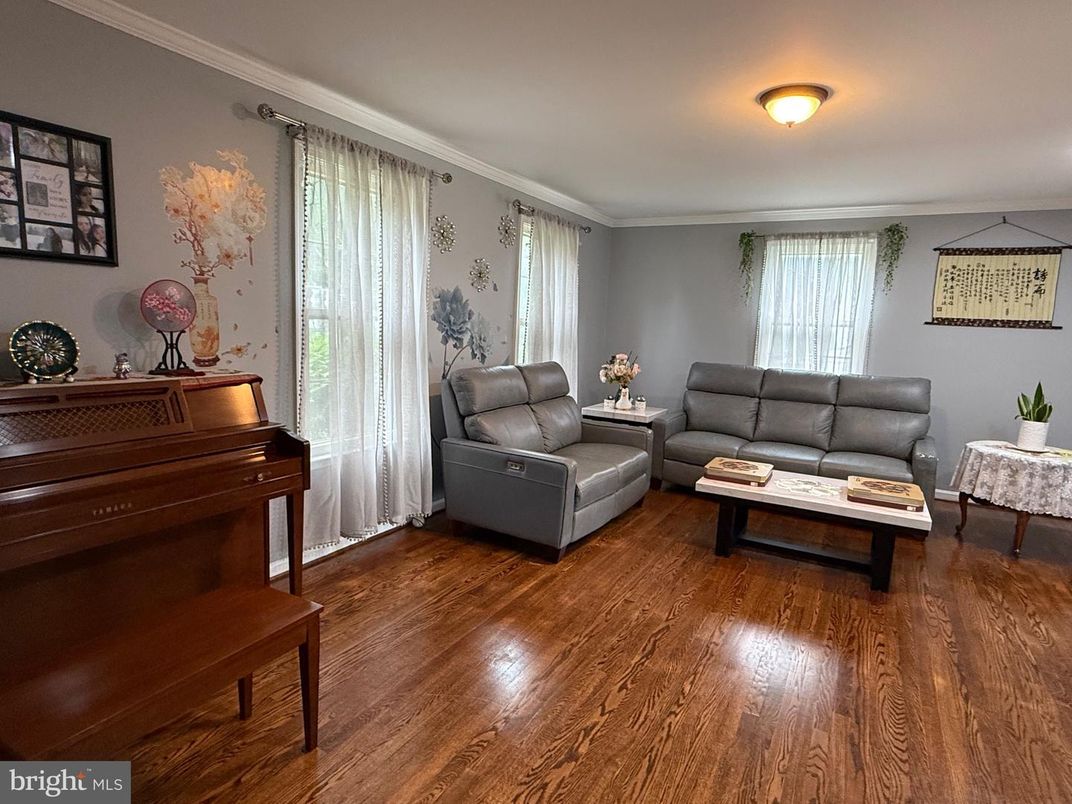 Interior, Living room, Piano, Wood Texture Flooring