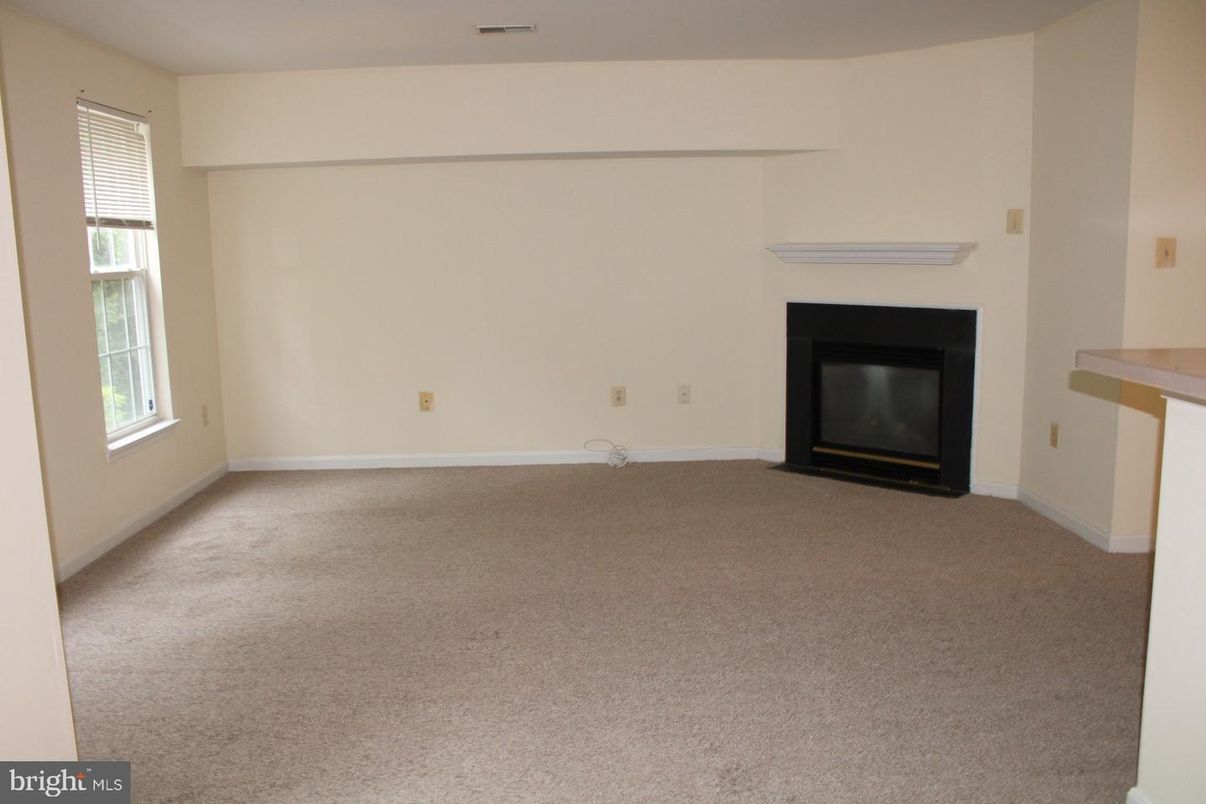 Empty room, Fireplace, Interior