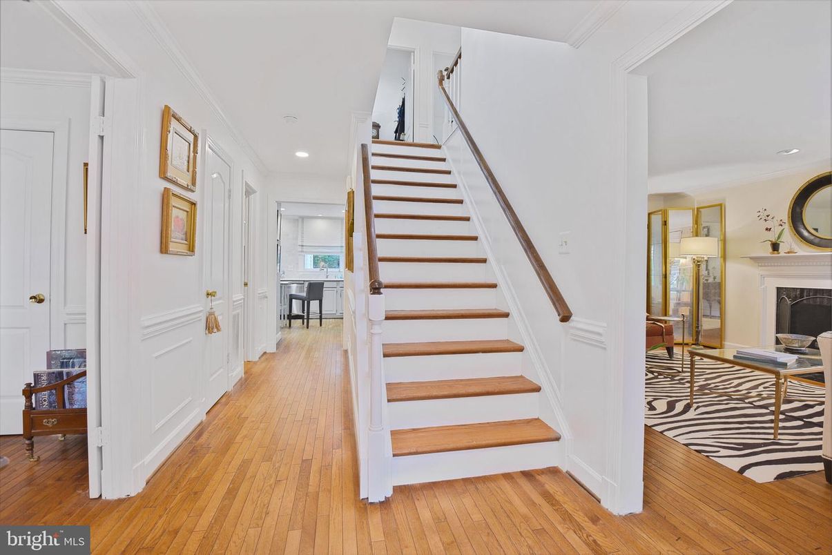 Fireplace, Interior, Recessed Lighting, Wood Texture Flooring
