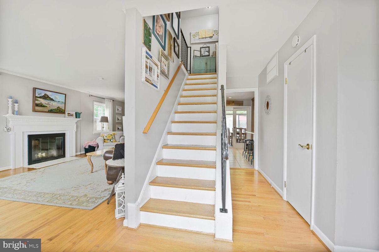 Fireplace, Interior, Recessed Lighting, Wood Texture Flooring