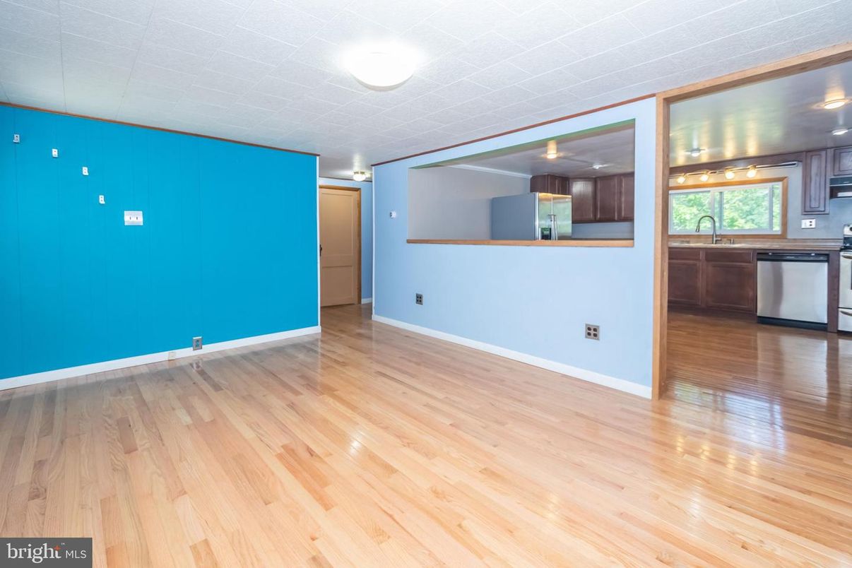 Empty room, Interior, Kitchen, Wood Texture Flooring