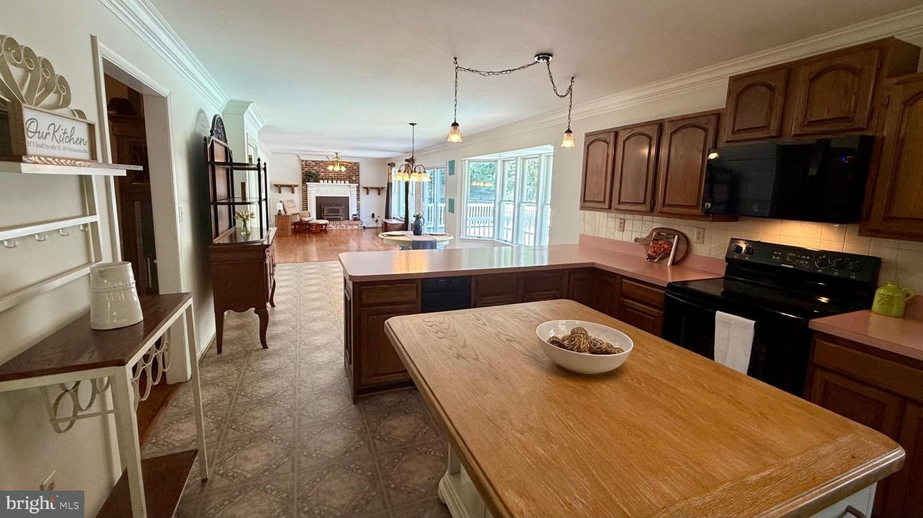 Dining room, Interior, Kitchen, Pendant Lights