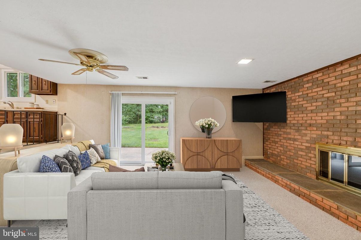 Interior, Living room, Recessed Lighting, Stone Walls