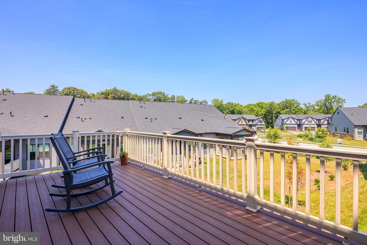 Exterior, Wood Texture Flooring