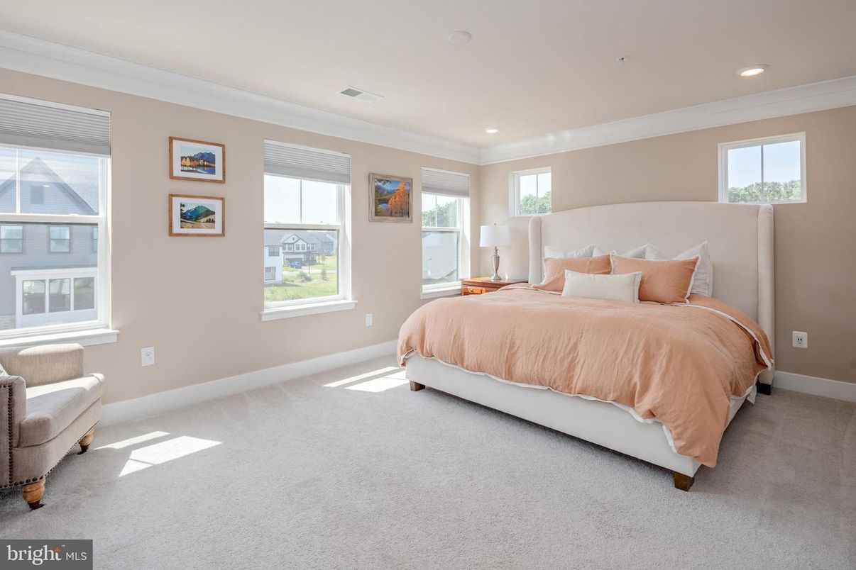 Bedroom, Interior, Recessed Lighting