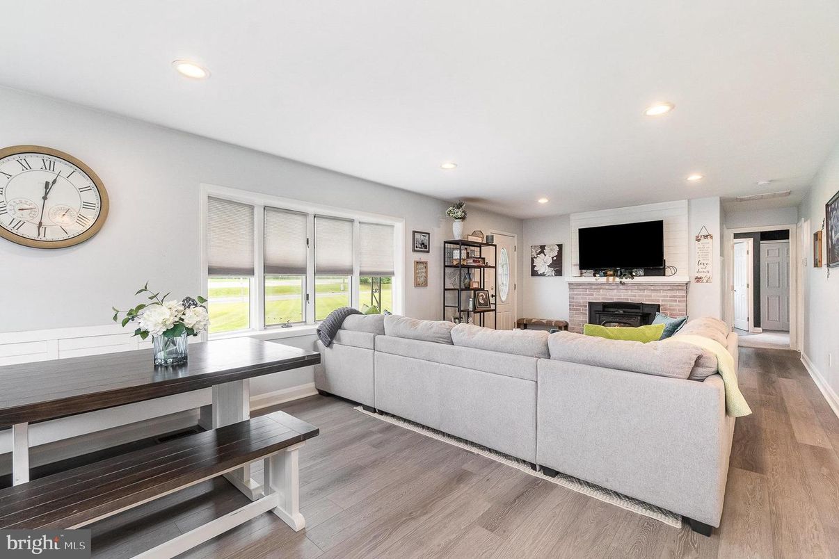 Fireplace, Interior, Living room, Recessed Lighting, Wood Texture Flooring