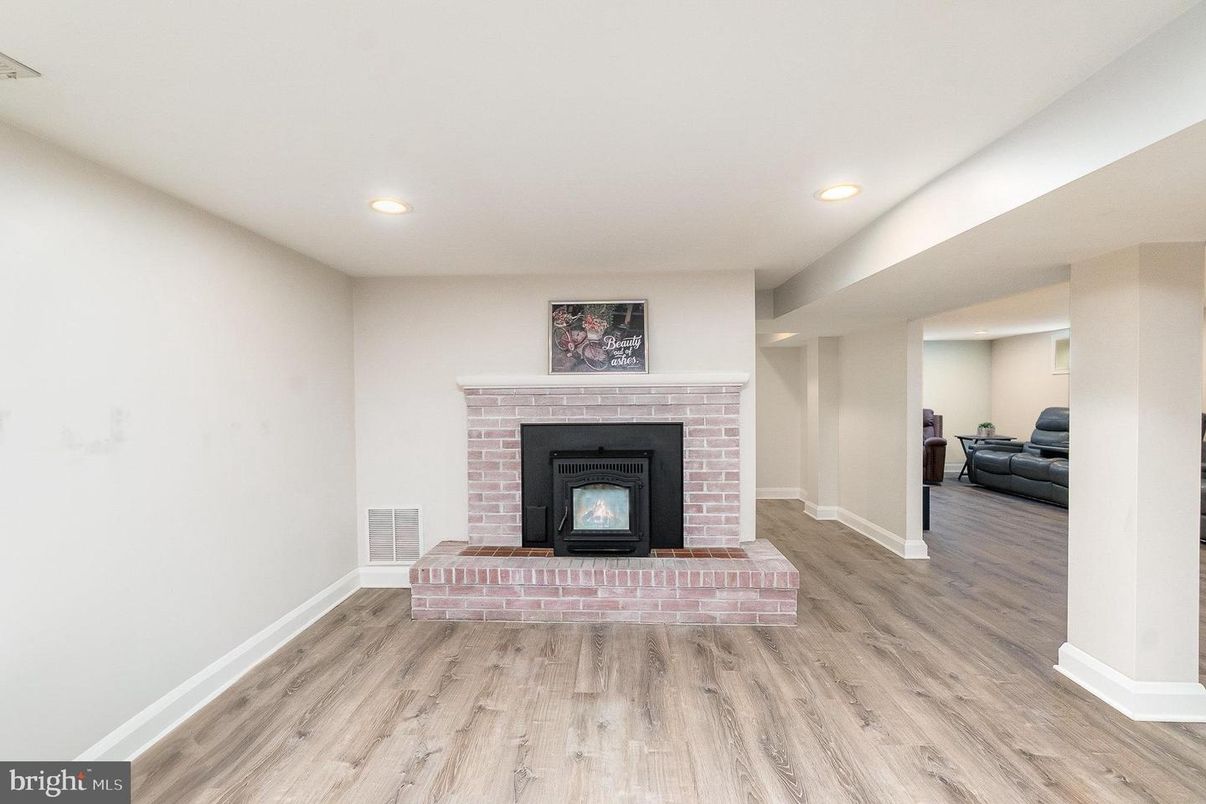 Fireplace, Interior, Recessed Lighting, Wood Texture Flooring