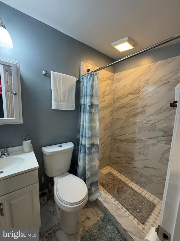 Bathroom, Interior, Marble, Marble Walls