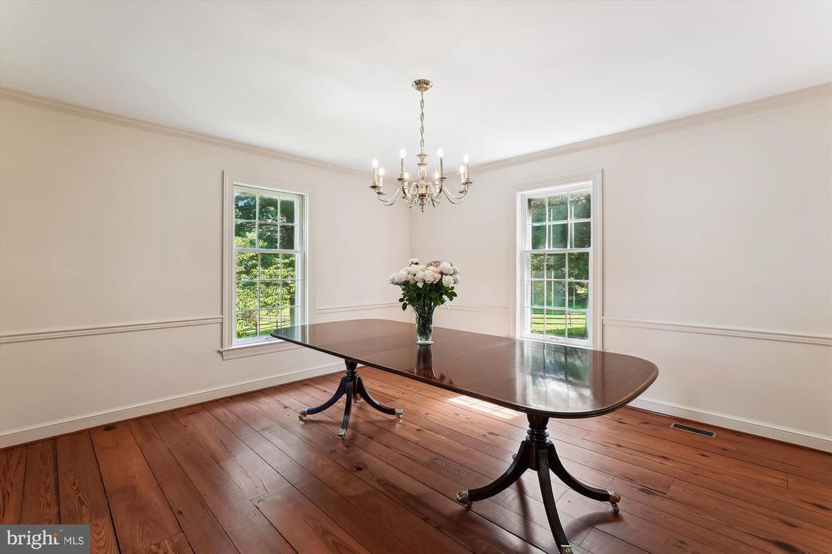 Chandelier, Interior, Wood Texture Flooring