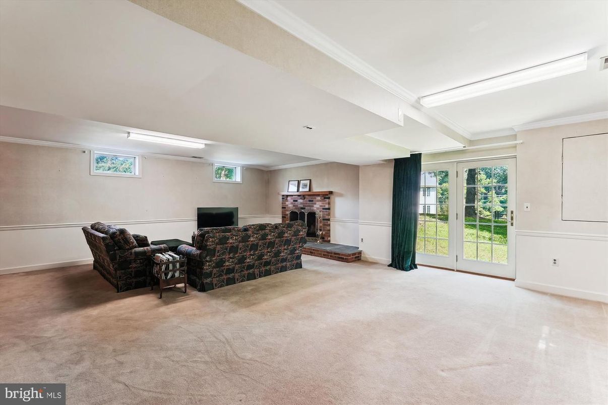 Fireplace, Interior, Living room