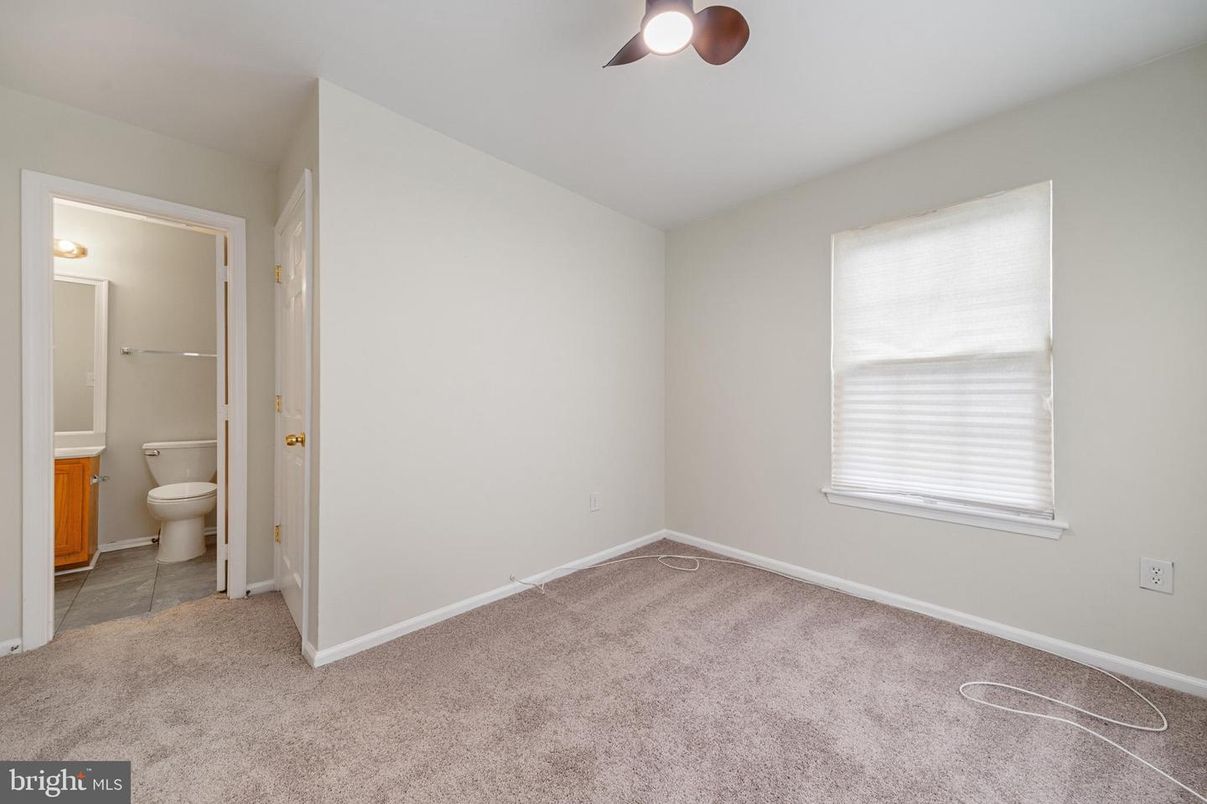 Bathroom, Empty room, Interior