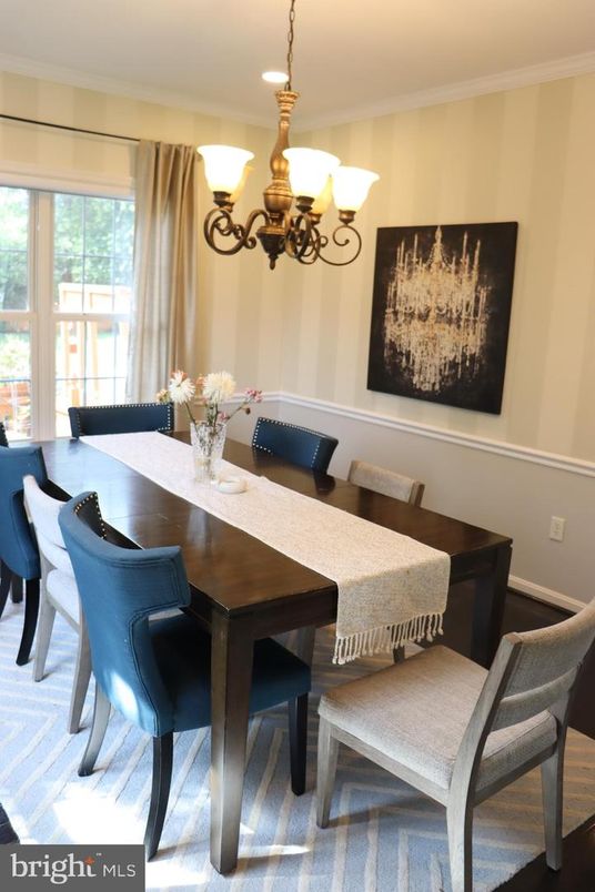 Chandelier, Dining room, Interior