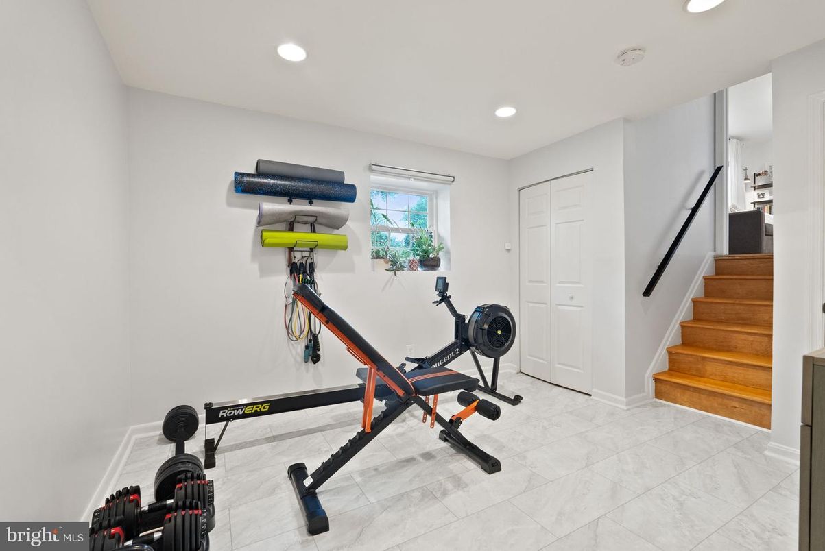 Fitness Equipment, Interior, Recessed Lighting