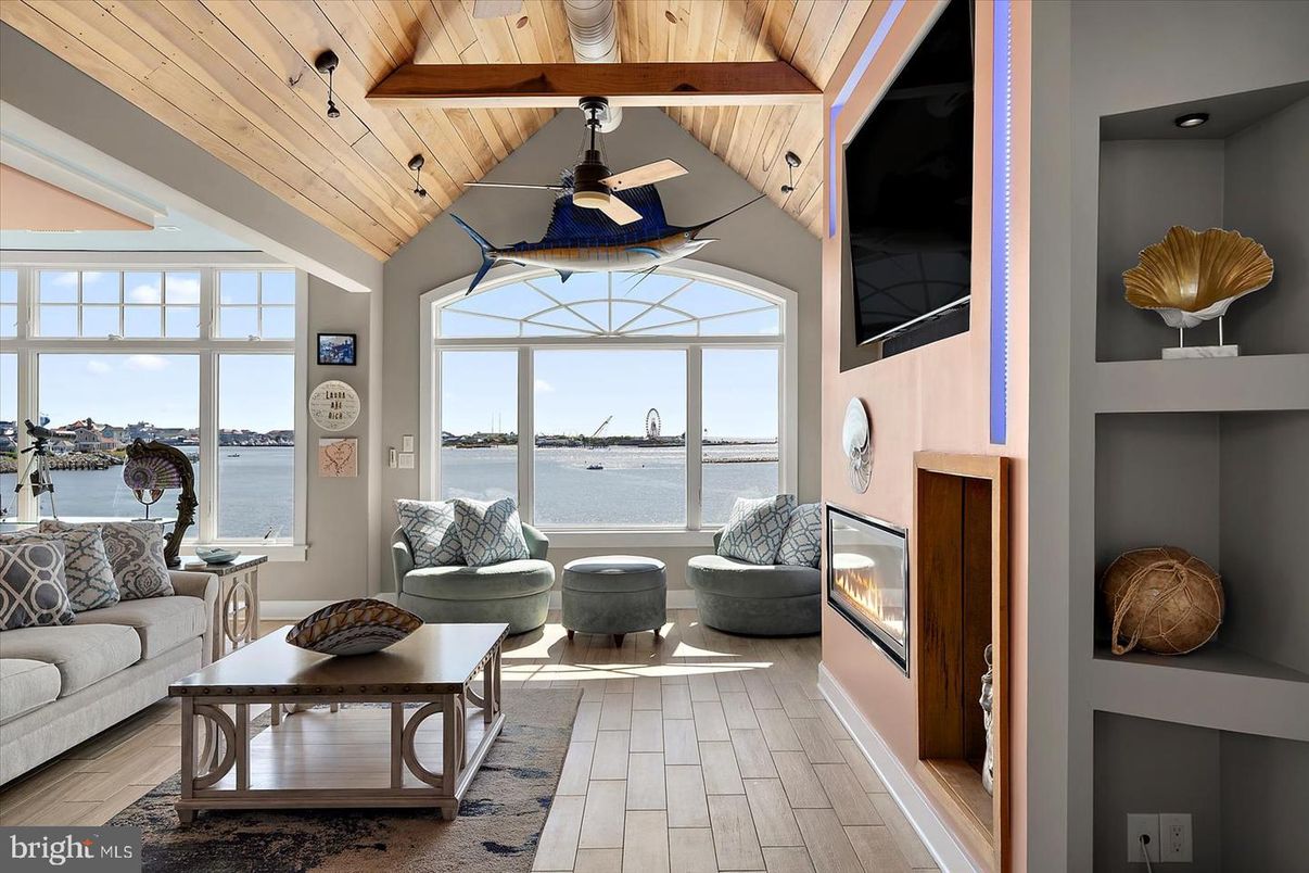 Interior, Living room, Water, Wooden Beams, Wooden Ceilings, Wood Texture Flooring