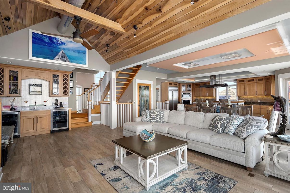 Interior, Kitchen, Living room, Recessed Lighting, Wooden Beams, Wooden Ceilings, Wood Texture Flooring