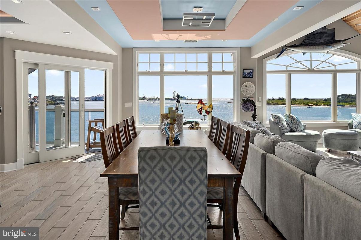 Dining room, Interior, Living room, Recessed Lighting, Water, Wood Texture Flooring