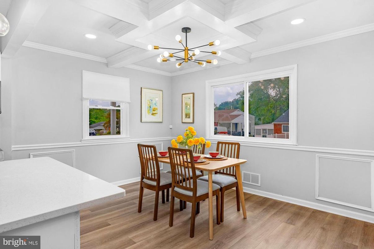 Dining room, Interior, Pendant Lights, Recessed Lighting, Wood Texture Flooring