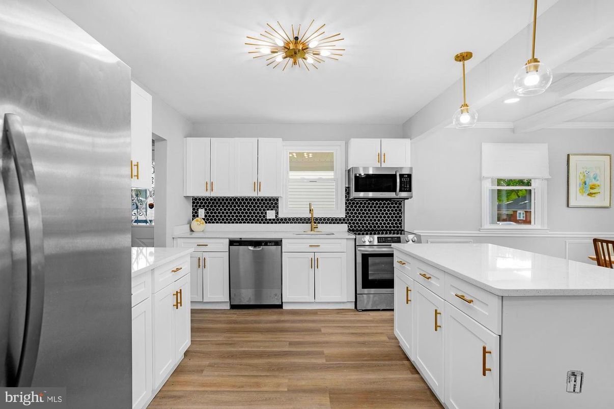 Interior, Kitchen, Pendant Lights, Stainless Steel Appliances, Wood Texture Flooring