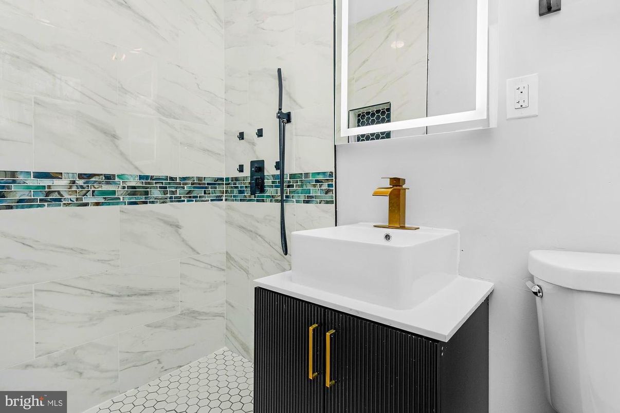 Bathroom, Interior, Marble Walls