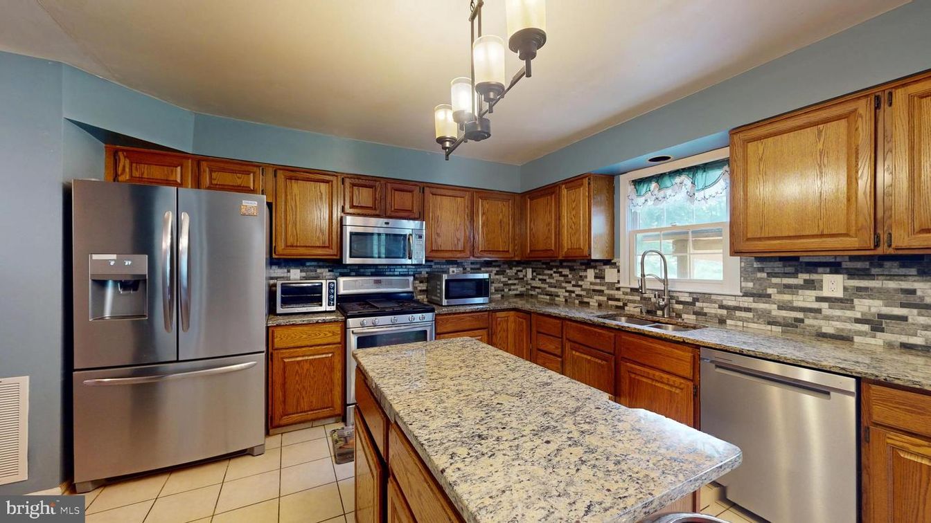 Interior, Kitchen, Stainless Steel Appliances