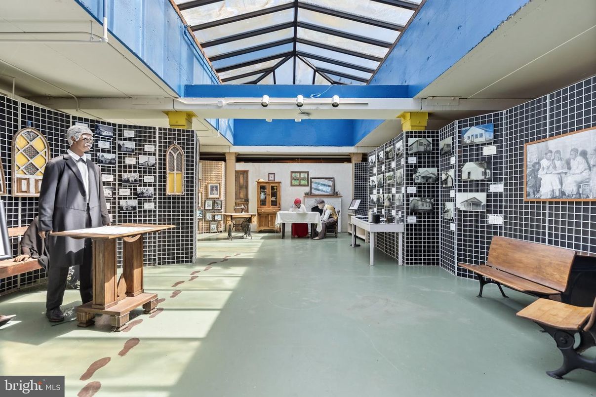 Glass Ceilings, Interior