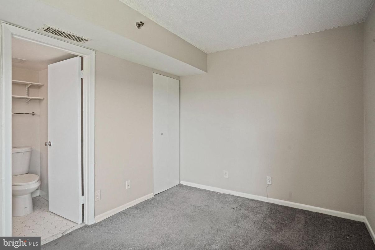Bathroom, Empty room, Interior