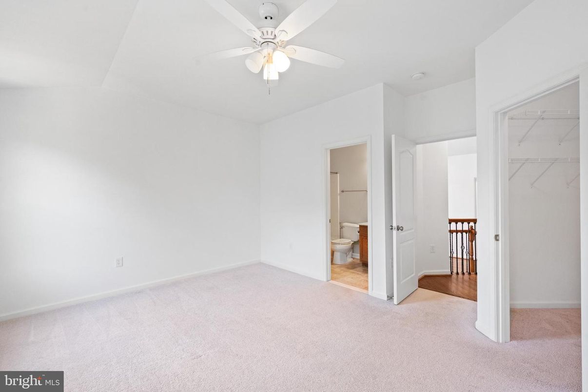 Bathroom, Empty room, Interior